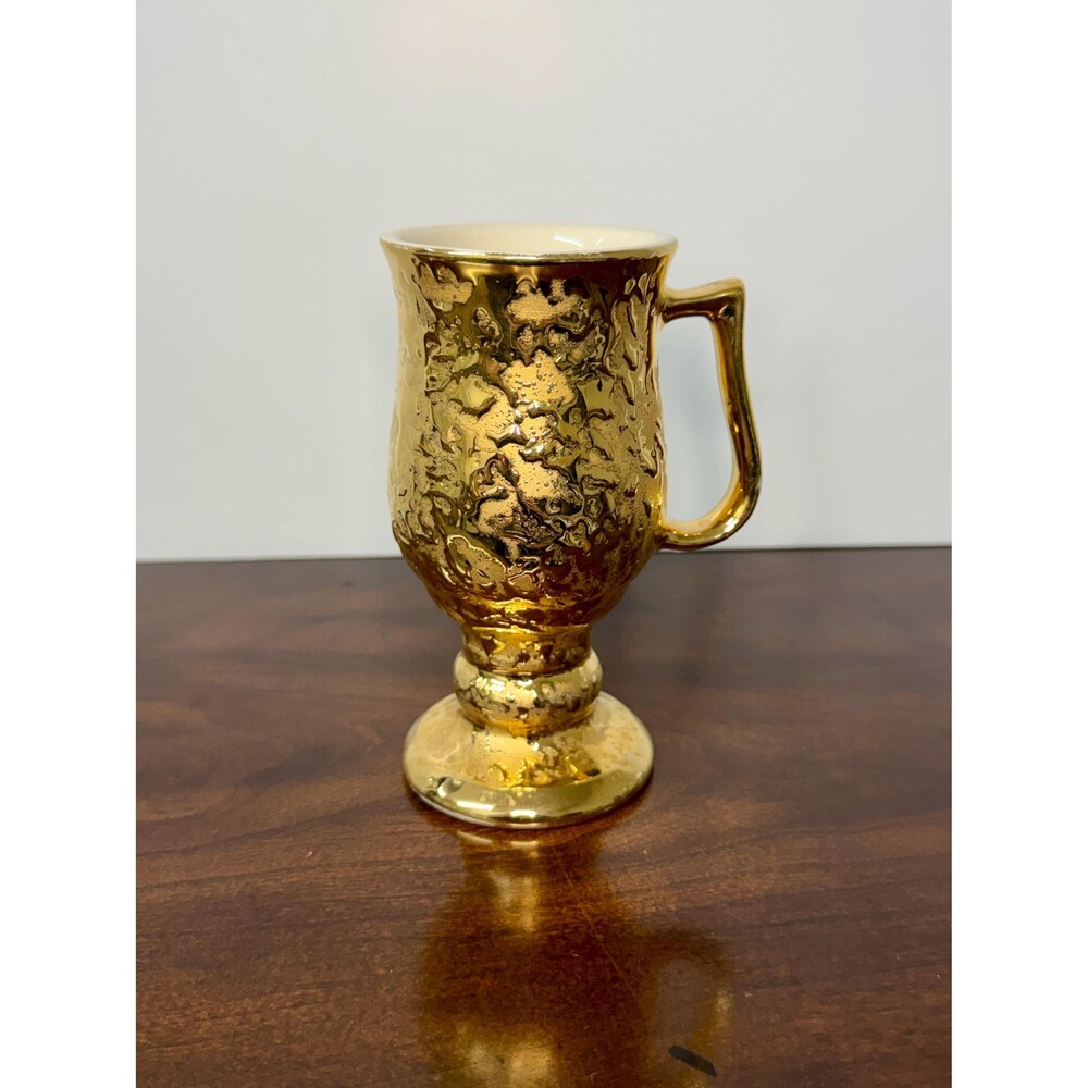 Vintage Bel-Terr Weeping Gold 22K Gold Pedestal Mug
